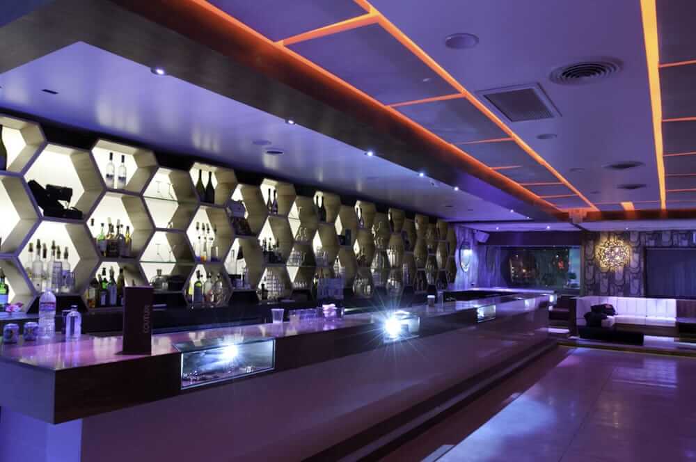 The Best Places to Stay in Los Angeles for Nightlife