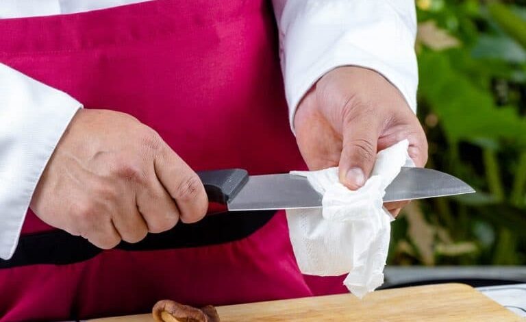 Clean a Knife